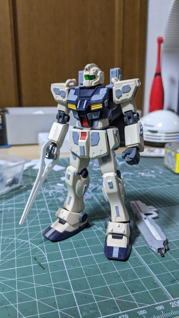 プラ板等でのディテールアップが完了した状態です。