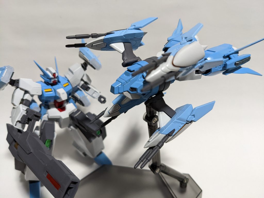 プトレマイオスユニットも複合兵装によって新たな姿に変更。