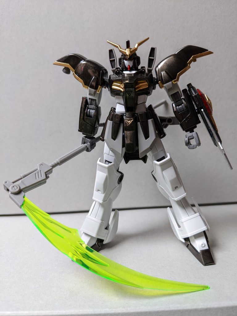 アンテナ等はレッドゴールドで塗りました。