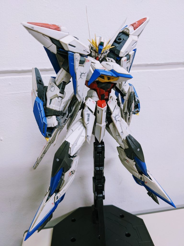 久々の制作でいきなりMGはちょっと不安でしたが、めちゃめちゃ楽しんで作れました!!今年もたくさん作るぞー!!ガンプラは自由です!!!!