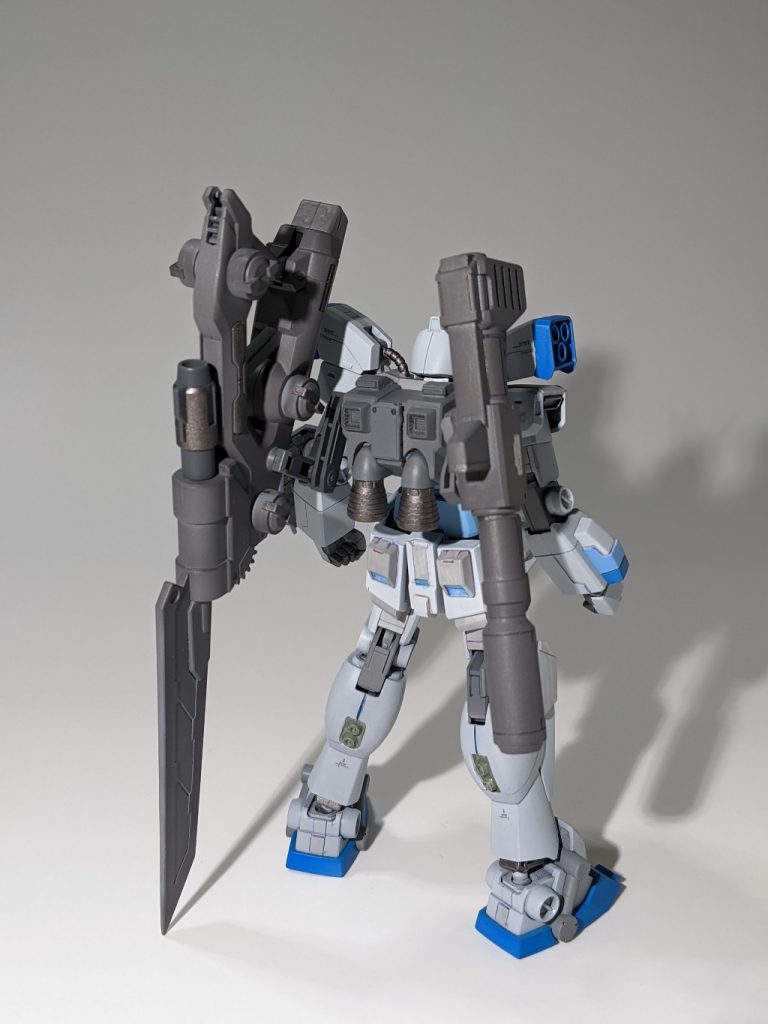 左の武器はビルドファイターズの武器システム?名前忘れてしまった😓