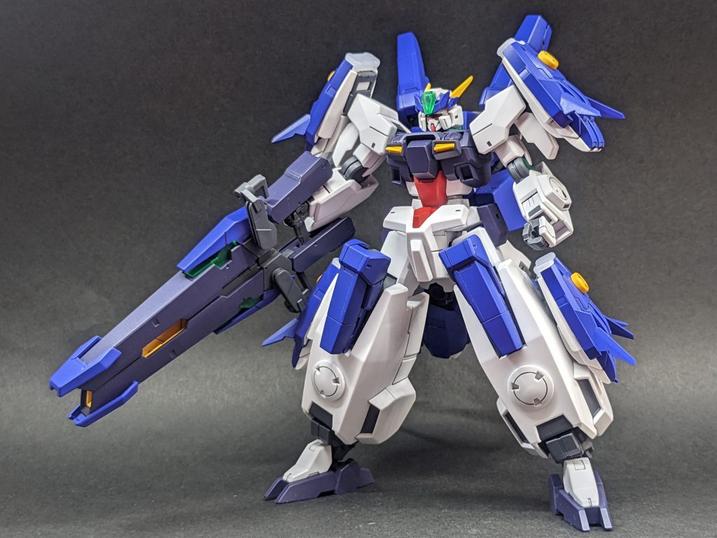 ヒュッケバインMk-IIIのカラーを参考にしたのですが写真の光の加減で青色になってしまいました、、、