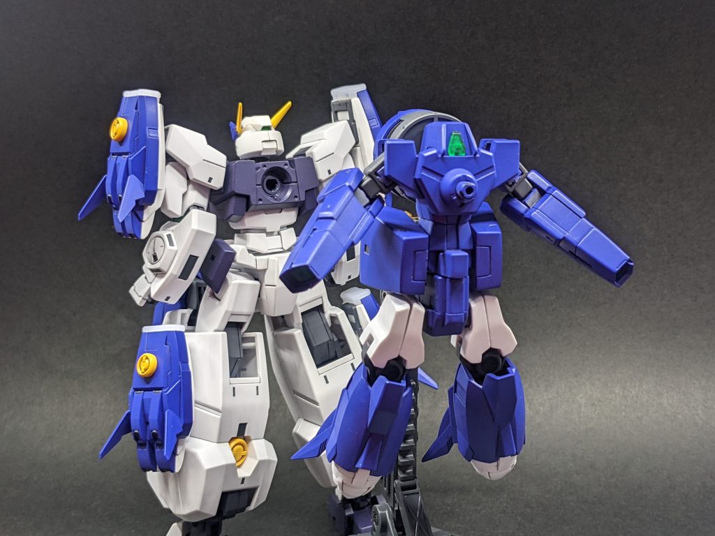 バックパックは支援機として分離できます