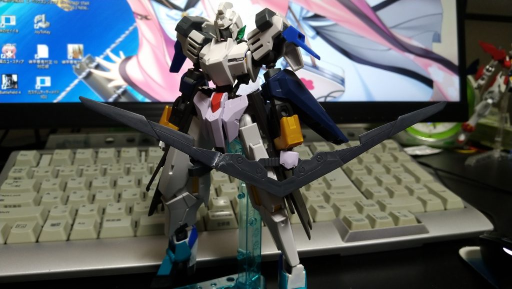 弓を作った時のです。ピンと張った弦をどう作ろうか悩み、結局ワイヤーを張ったもののよれてしまいました。何が正解だったんでしょうねぇ