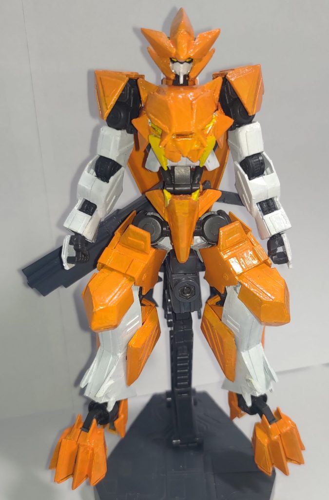 一時期有名になった鋼共皇国機甲のさ〇なライオンから着想を得たわけではないですが、途中からそれにしか見えなくなってました。バルバトスの第6形態と比較して重装備になりすぎないようにと注意して作成しましたが、いかがでしょうか。