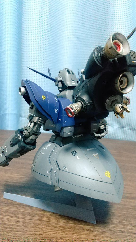 バックパックはマクロス グラージにバーニア増設しましたぁ(*´▽｀*)