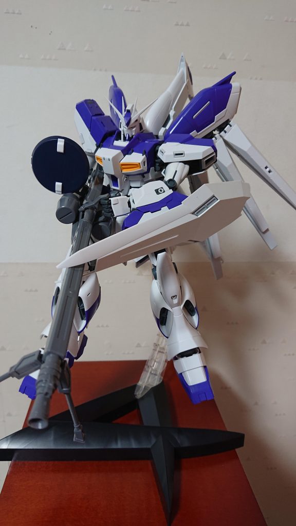 正面から。レドームとバイポッドは稼働します。メガランチャーって言うより旧ドイツ軍のMG43辺りのイメージ( ; ゜Д゜)ノ