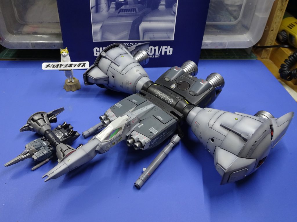 比較用にRGのコアファイターを並べてみました。