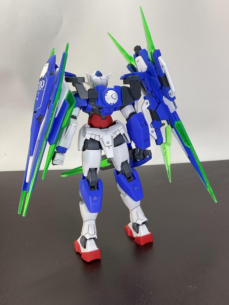 背面から。アクリジョンは、エアブラシ用薄め液との比率は1:1にして、お茶パックで一度濾すと格段に塗装しやすくなりました。水性塗料より匂いもしないし、使いこなせればかなり面白いなと思いました。