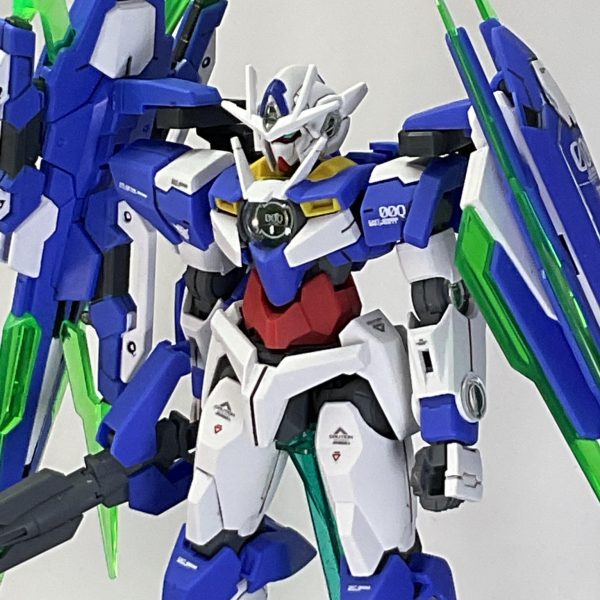 HGダブルオークアンタ　フルセイバー