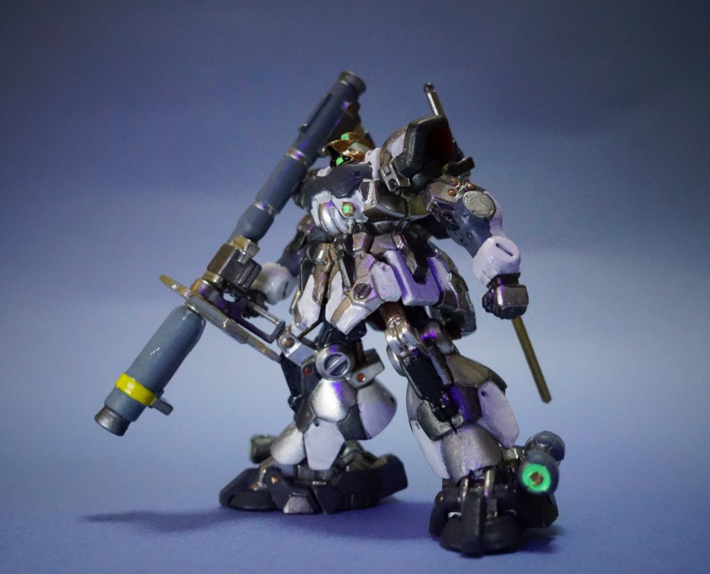 ア・バオア・クー戦ではEフィールドに投入されたが、すでにベテランパイロットはほとんど戦死。学徒動員のパイロットしかおらず、明確な戦果の記録がないまま終戦を迎え、このリックドム・プラスの評価については不明のままである(とかなんとか)