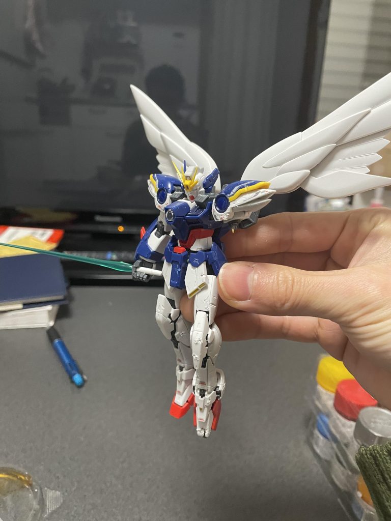 羽かっこいいなぁ、片腕もカッコいいかも、とかおもってたんですが、一回汚すとやめ時わからなくなりません?^^;