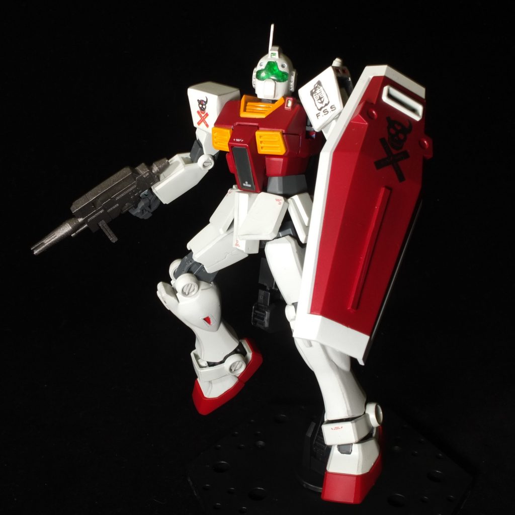 ガンプラ品薄で、ジムIIですら見かけなくなってきた今日この頃、今回はいつでも買える、エントリーグレードガンダムを3Dプリンタ出力パーツで改造して製作しましたもともと、キットのジムIIは変な感じにゴツくて、あんまり好みでないというのもあります