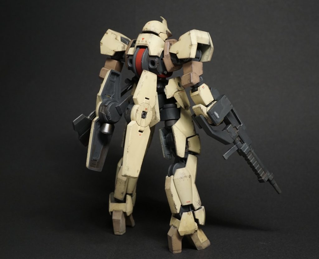 いつものようにファレホで基本塗装、シタデルで部分塗装した後ファレホ、ウェザリングマスターで汚しを入れています。今回は、クレオスの水性ウェザリングペイントも少し使っています。