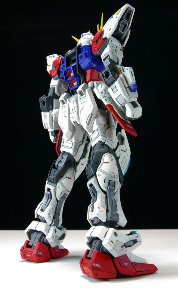 脚部装甲のディティールも大部分新規に作り直しました。(元画像を取り忘れたため分かりづらいですがw)