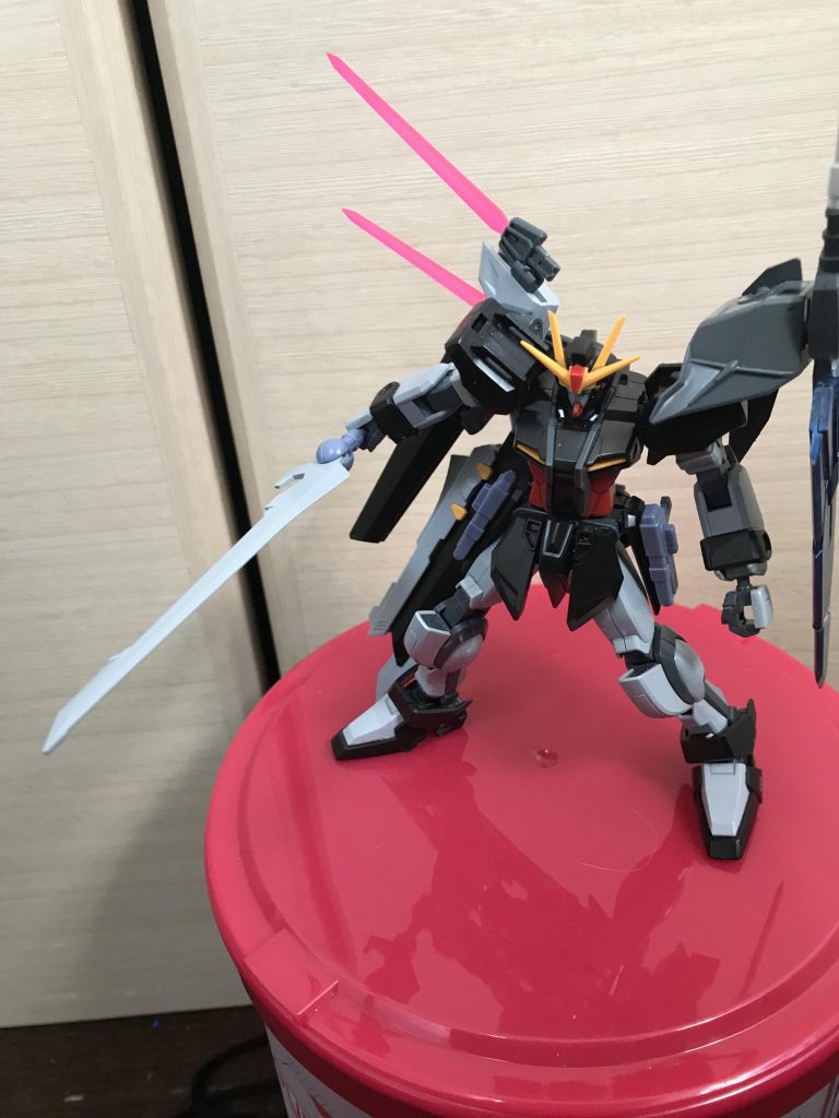 ノワールの武器も装備しています