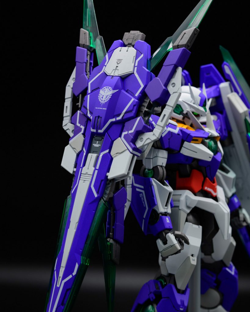 ブルーとホワイトはそれぞれ2色使って塗り分けました。