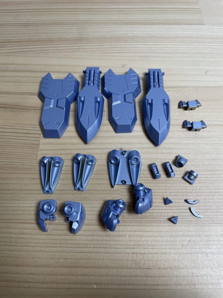 こう見るとかなり綺麗な色なんだけどな全部サフなしでこの発色