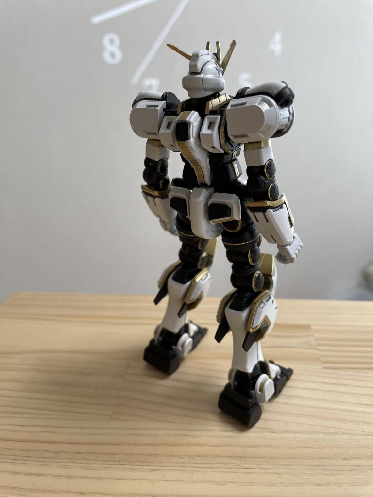 黄色か金かでめちゃくちゃ迷った