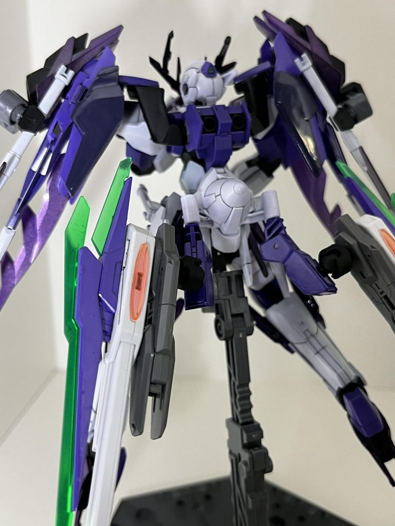 背面 OOダイバーのバックパックそのままで。腰部はOOの腰部にトランジェントグレンジャーのバックパックをそのまま貼っつけました。