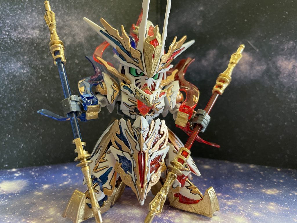 武器らしい武器を持たないのもいいのですが、如意棒をちょっとアレして持たせてみました。