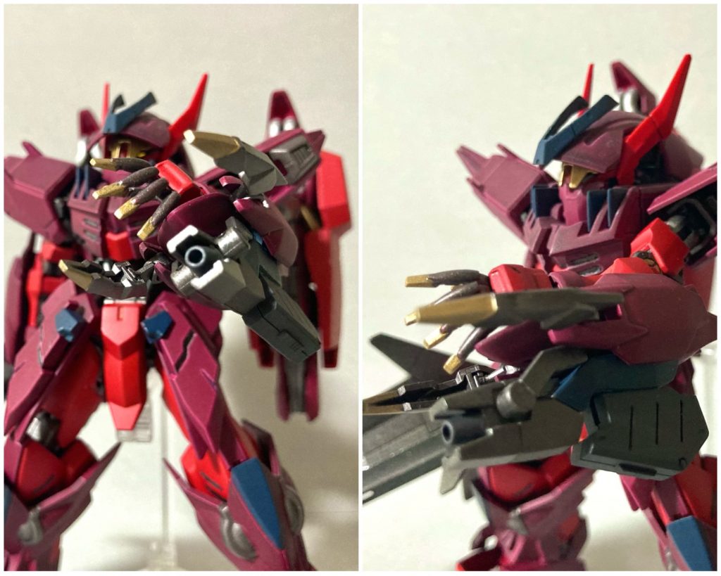 腕部装甲にはグレモリーと同様の機関砲を装備するが追加装備として200ミリ砲を装備し、大型カートリッジも装備されている。もともとのグレモリーの装甲にGエルスの腕部ユニットをパチっとはめています。