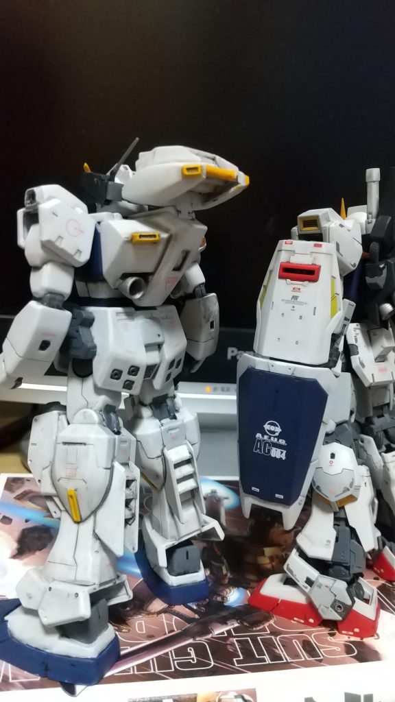 markⅡと並べても 良い様にcautionデカールと スジ彫り追加しました  
