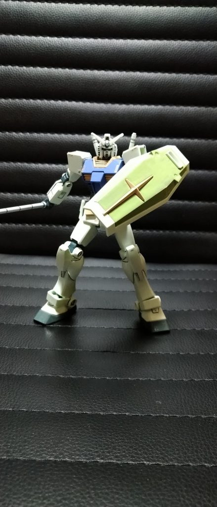 RX-78-2ガンダム–2枚目/制作者：TANI-C