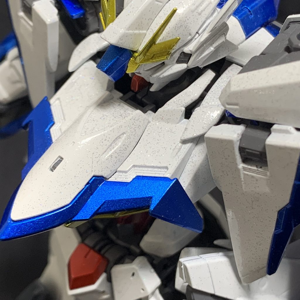 今回初めてセリアのユニコーンネイルパウダーを使いましたが失敗っぽく終わりました…以前作ったGエルス同様クリアーに入れて艶出しどうも粒子が大きく表面がザラザラしてて気持ち悪い…