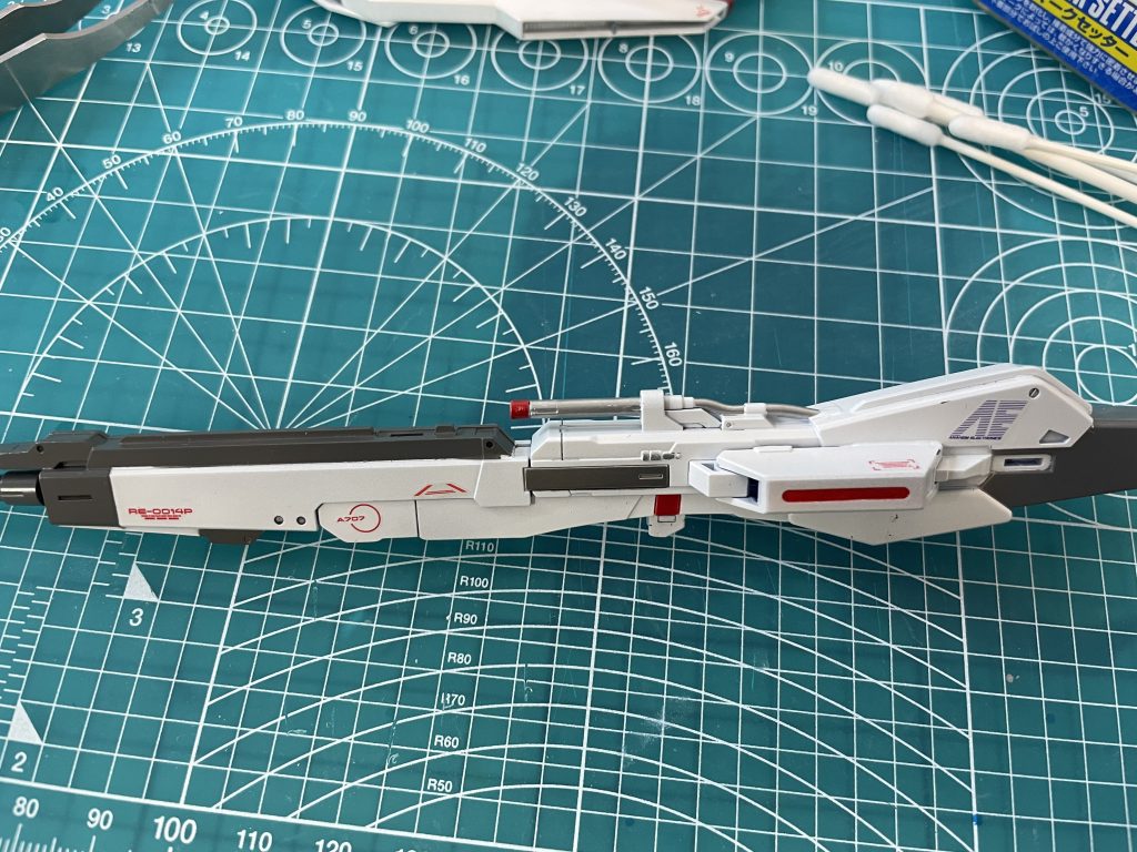 武器は細かく塗り分けないといけないので、正直作るのが嫌いです。