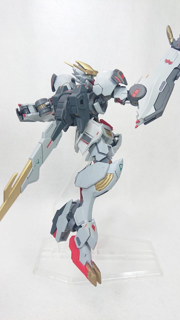 本体色のホワイトを明灰白色に変更