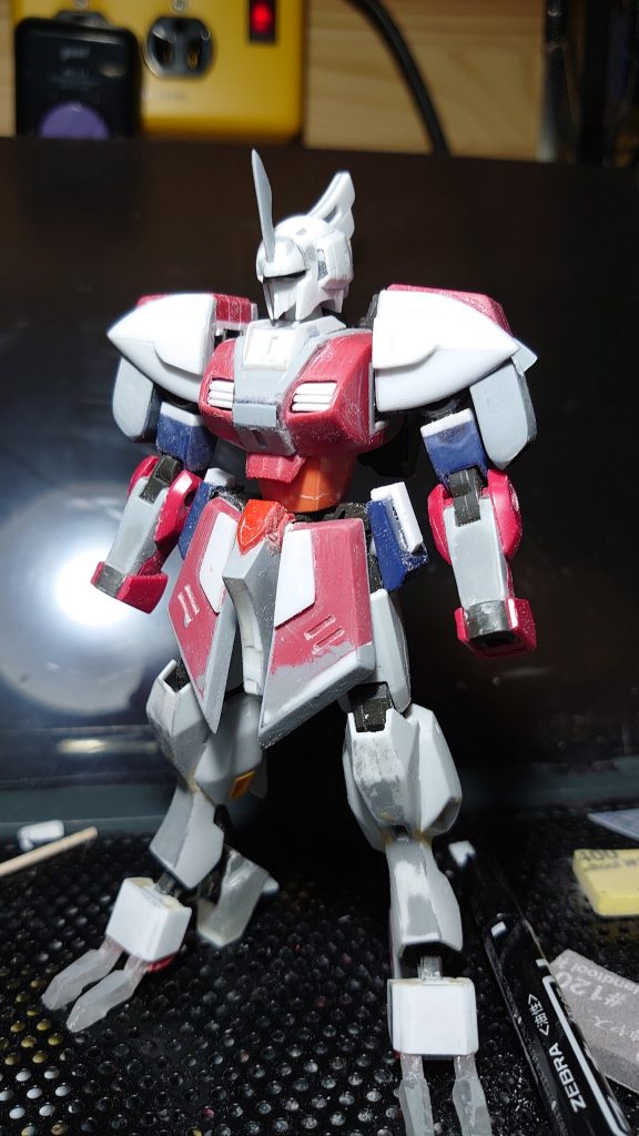 サッキー機バルバトスを芯に、ｚ、マラサイ、グリムゲリデなんかのジャンクパーツで構成されています。ジュン機もですが、掲載時期のせいかグリプス戦役ＭＳのデザインラインが多く取り入れられている気がします。