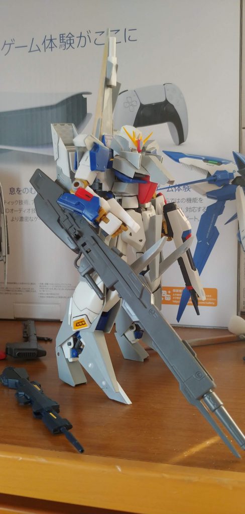 腕がストフリに変わる