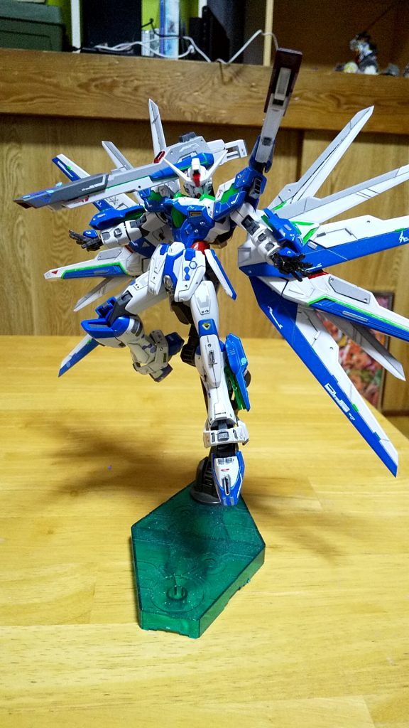 ガンダムヘリオス–2枚目/制作者：ういくん