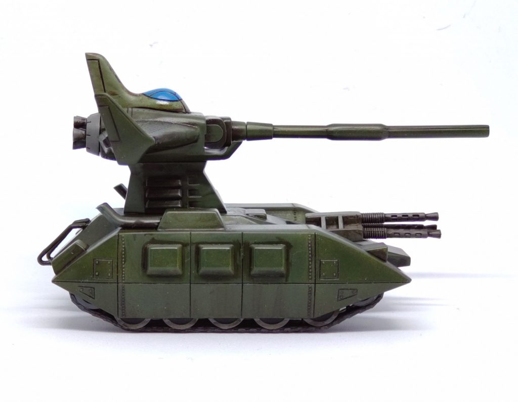 転輪もニュートラルグレーで塗ったんですが…判りにくいですね。