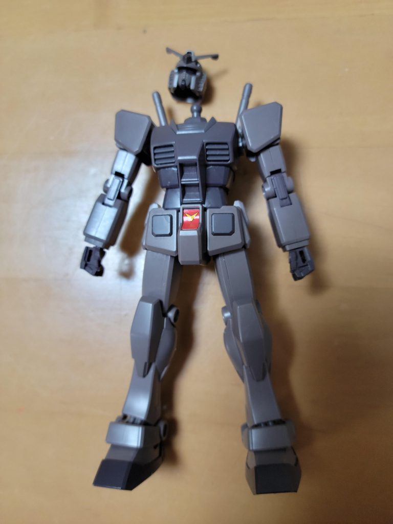 放置状態だったガンダム。普段のプラモ作りは、既存のプラモを有りのまま受け入れて組み立て・部分塗装仕上げなんですが、今回は初のIF設定。頭の中のイメージを元に、部品探しから始まり、組み上げて徐々に形になるところが嬉しいし楽しかった。そしてスプレー塗装も思ってた以上に仕上がり良く、エアブラシだったらさらに楽しく塗装出来るんだろうなと思いました。またIF設定やってみよかな。