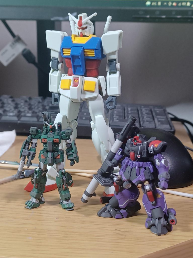 EGガンダムと。凄く小さい！