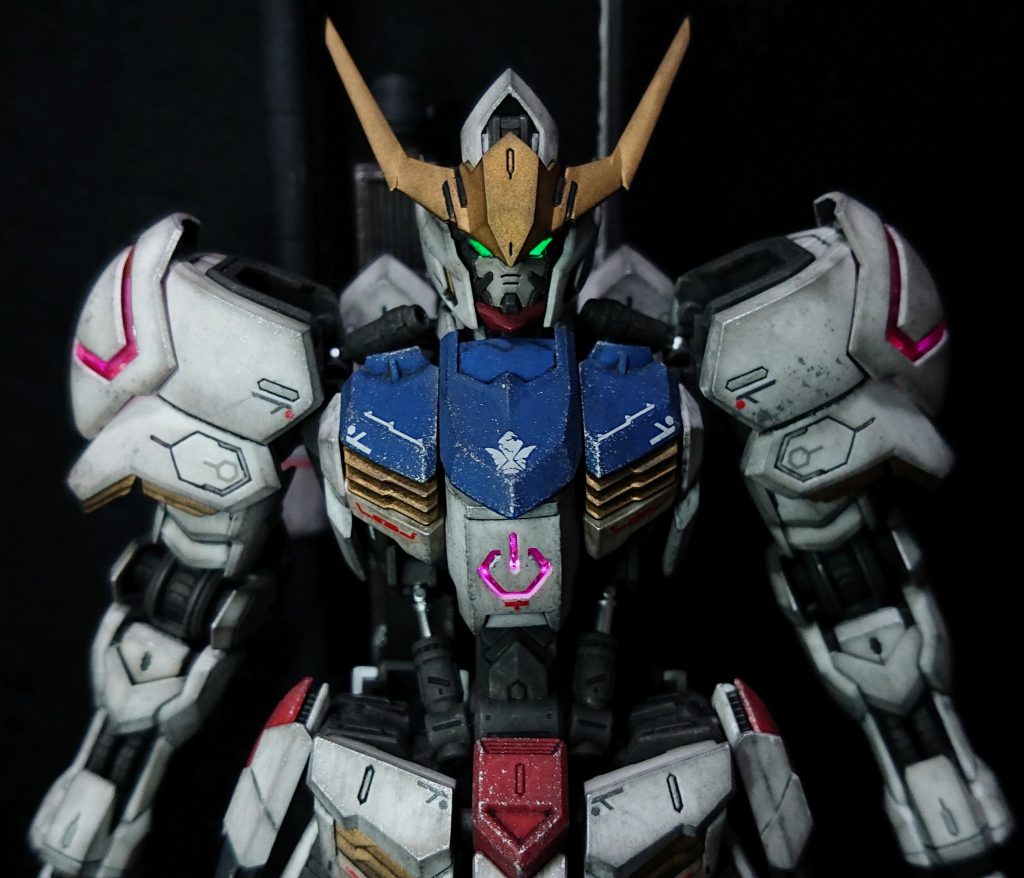 MG 1/100 ガンダムバルバトス(部分塗装、電飾、ウェザリング)–8枚目/制作者:Chohnan