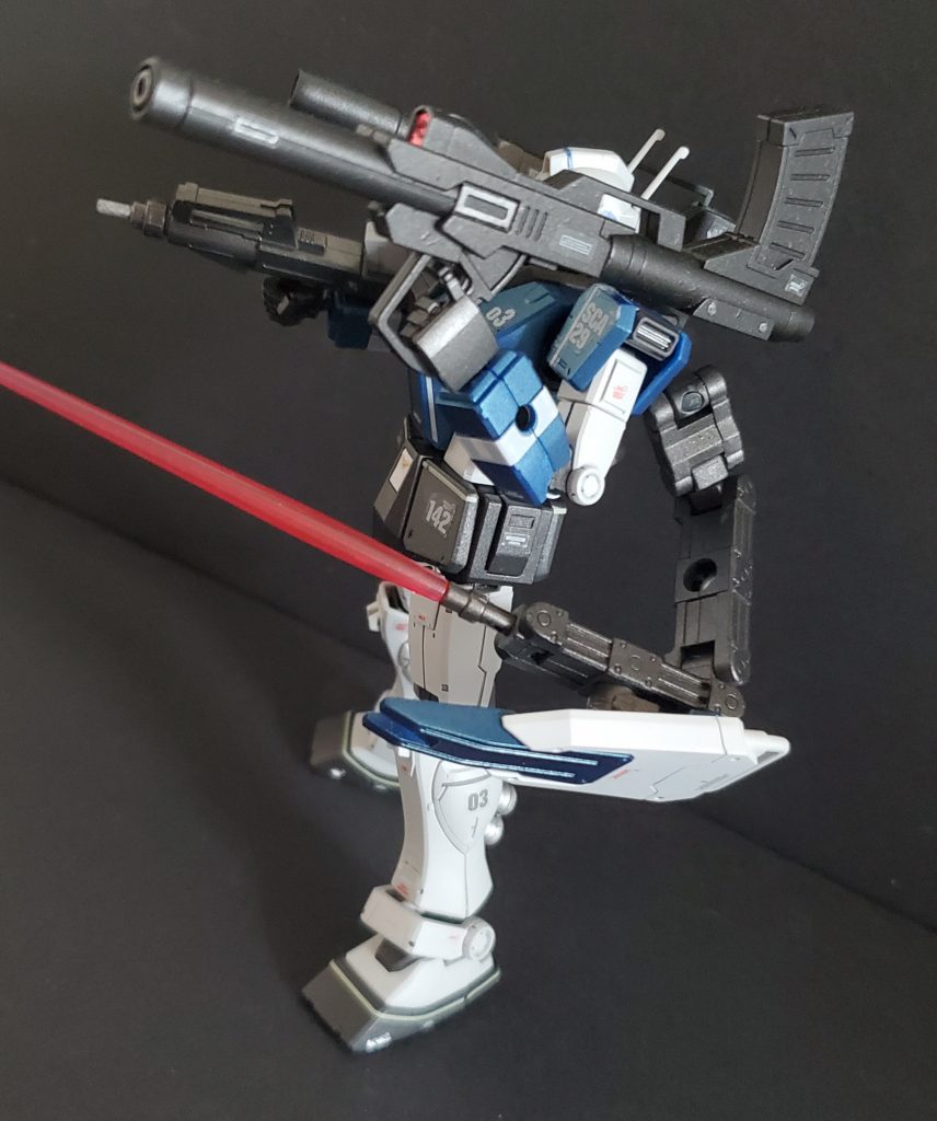 で、余っていたコトブキヤのフレキシブルアームを挿してしまいました