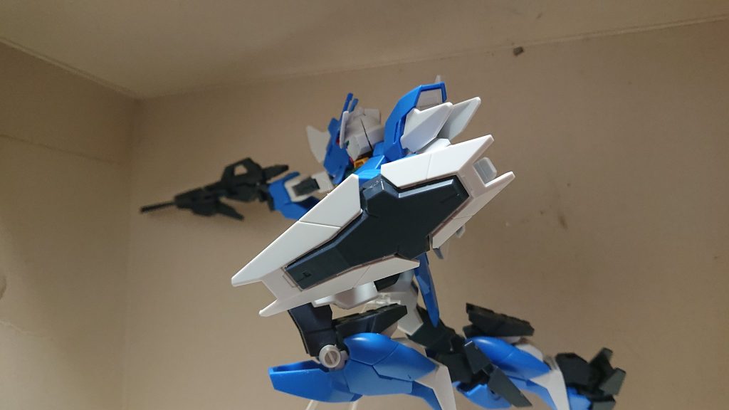アースリィガンダム素組–3枚目/制作者：@tanatanaretort