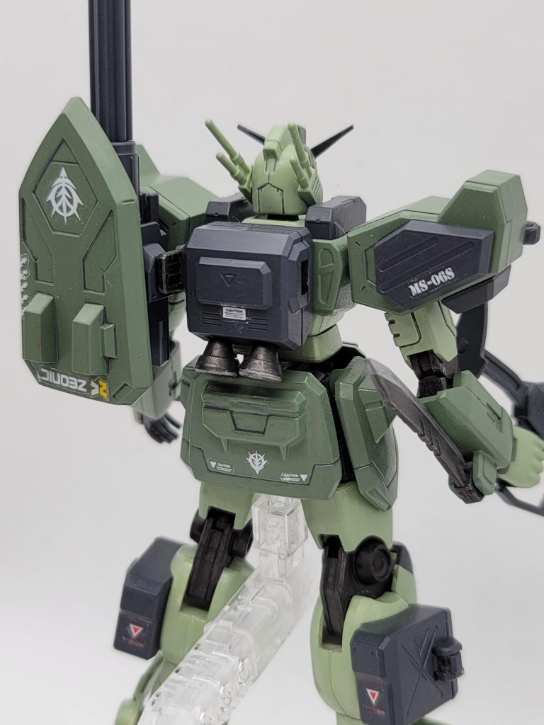 型番MS-06S　紛れもなくザク指揮官機