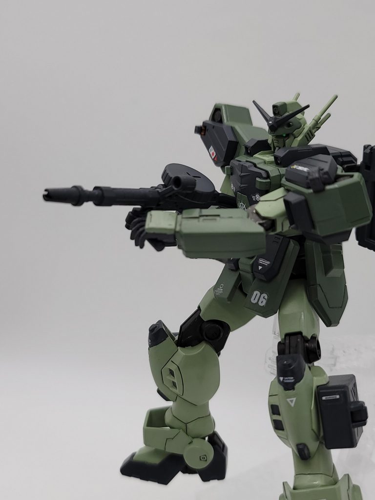 マシンガンのサイズ感がでかい🤔