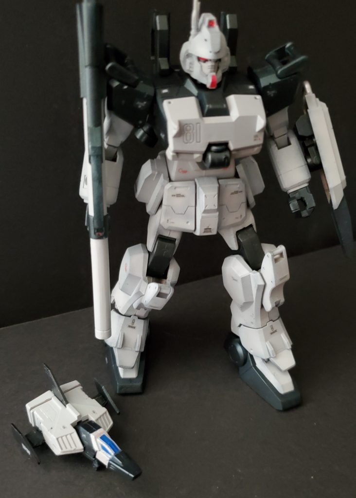 最近はめっきりガンプラを手に入れるのが難しいですが、たまたまメルカリでEz8含め、HG5体セットを1680円で手に入れることができました。武器や付属品は着いてませんでしたが、これはお買い得でしたねwなので、余っていたハイパーバズーカ改を持たせてみました。