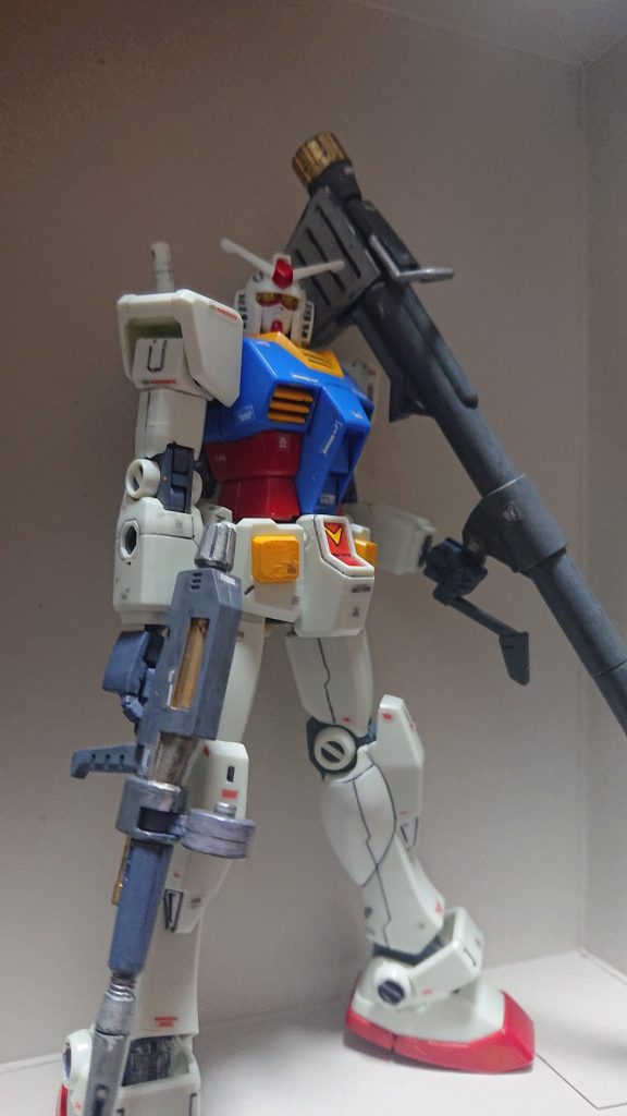 リバイブガンダム–3枚目/制作者：@tanatanaretort