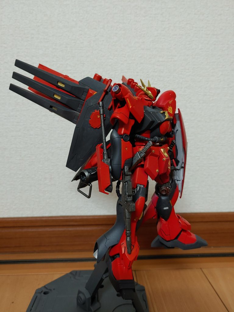 バーニアには100均の宝石使ってます。