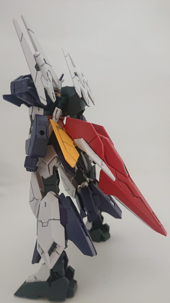 ユーラヴェンガンダム–3枚目/制作者：@tanatanaretort