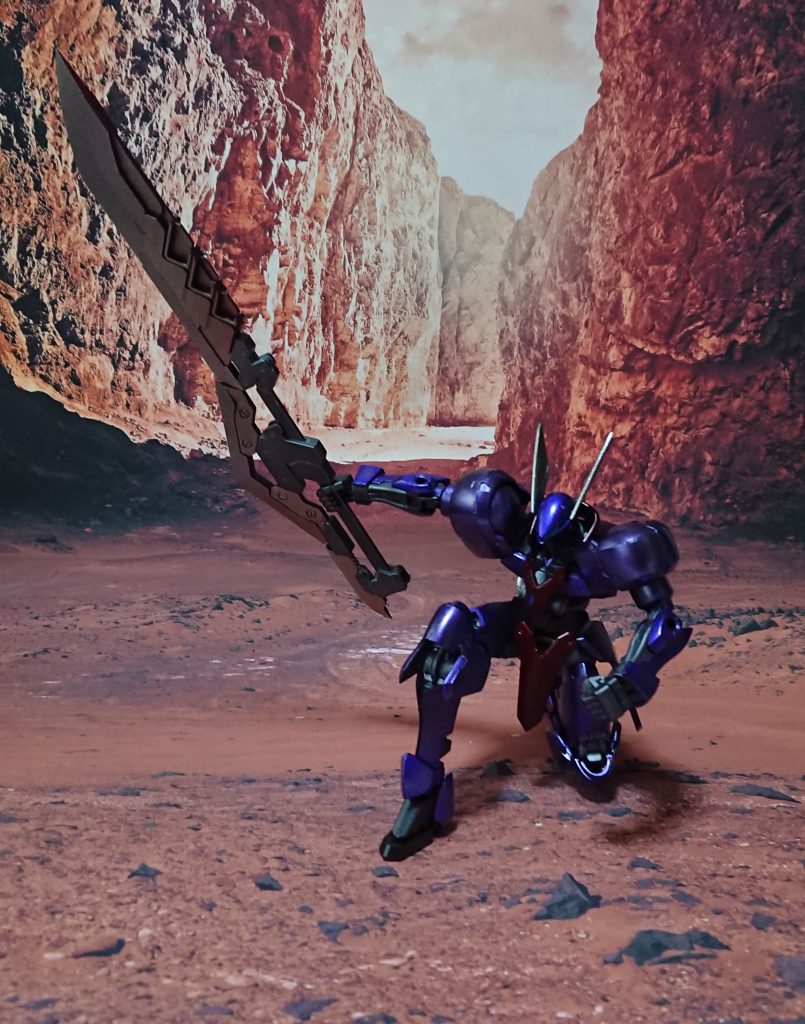 魔剣″スパーダ″に見立てた、片刃の大剣。