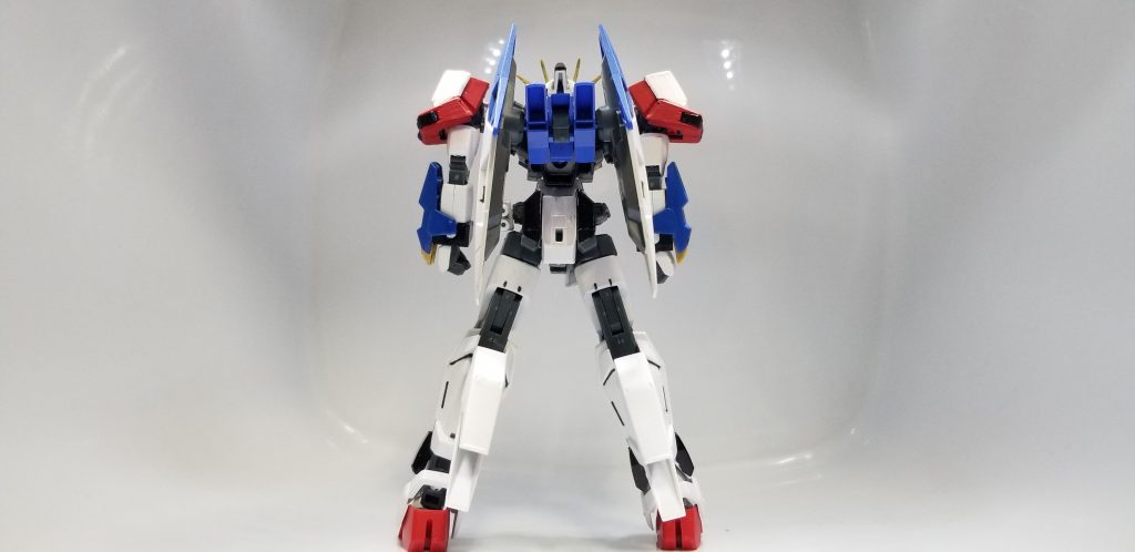 リアビュー。バックパックは、エースユニットから拝借しています。