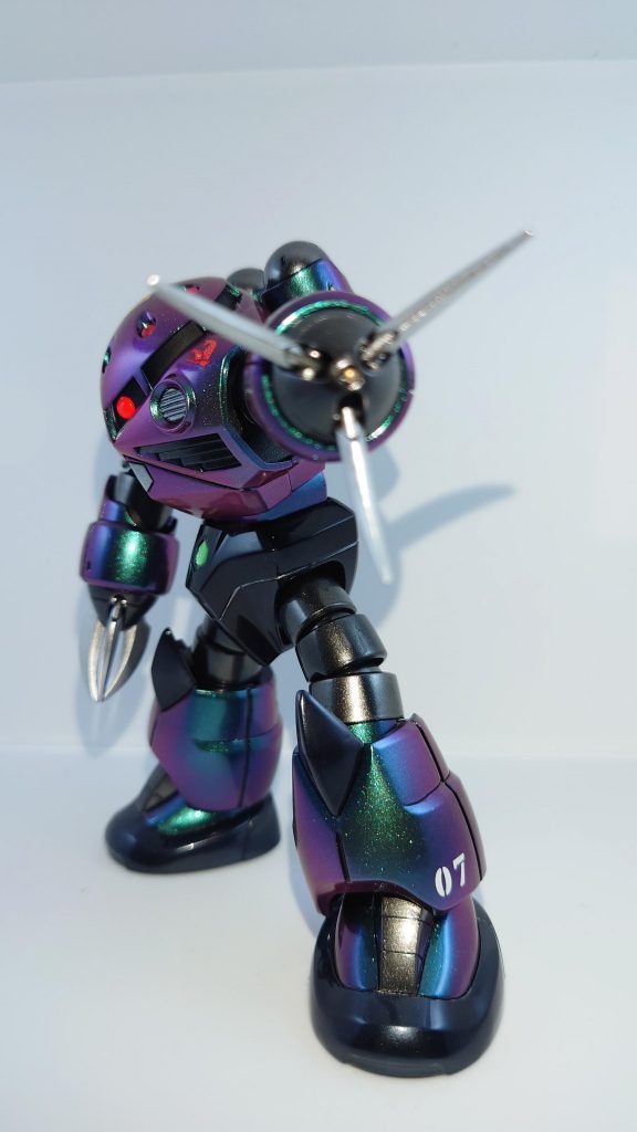 今回は塗装のマスキングでの塗り分けとスジボリの掘り直しと工作の練習をしてみました。