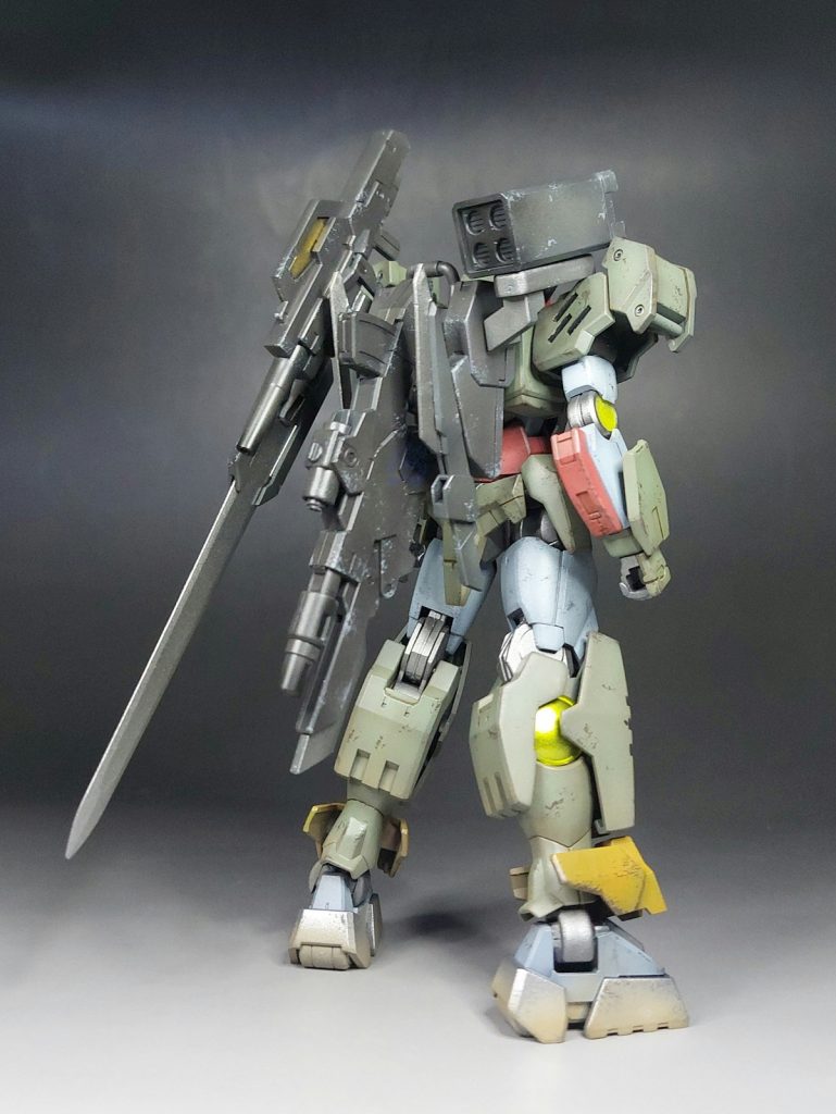 ガンダムダブルオーコマンドクアンタ–3枚目/制作者：Moki Plamo